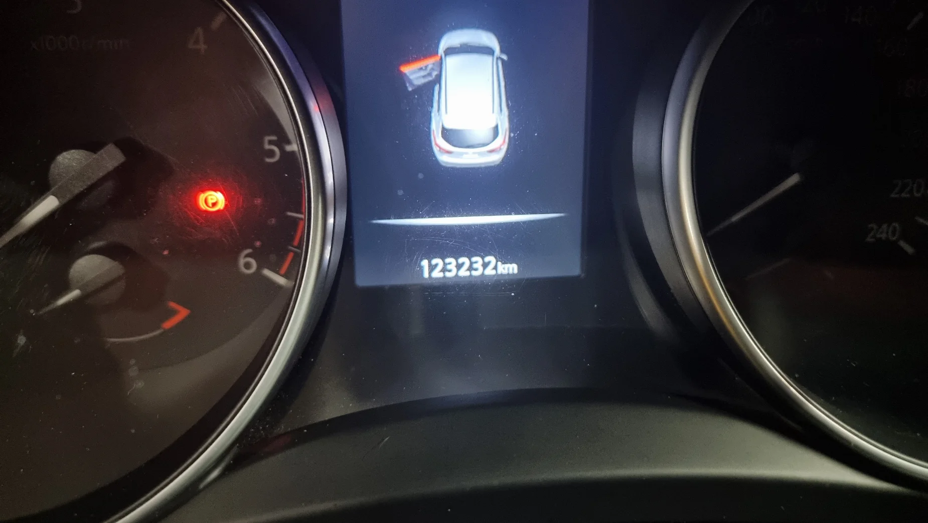 Nissan Qashqai photo